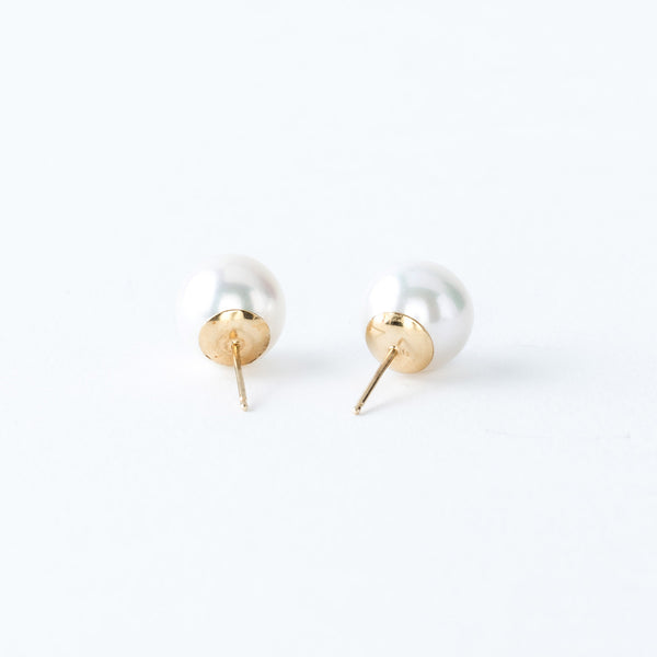 White Saltwater Pearl and Yellow Gold Stud Earrings